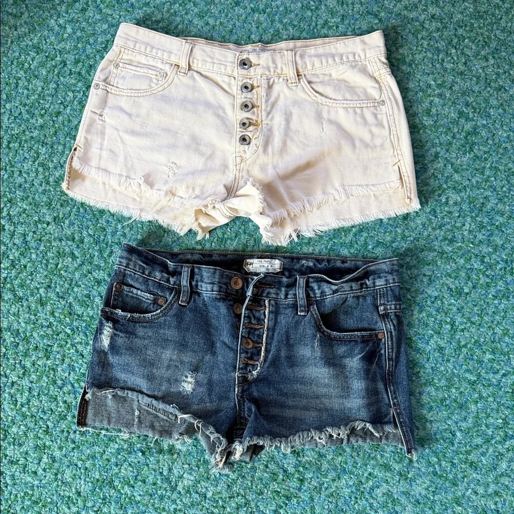 Set of 2 Free People Button-Front Frayed Jean Shorts